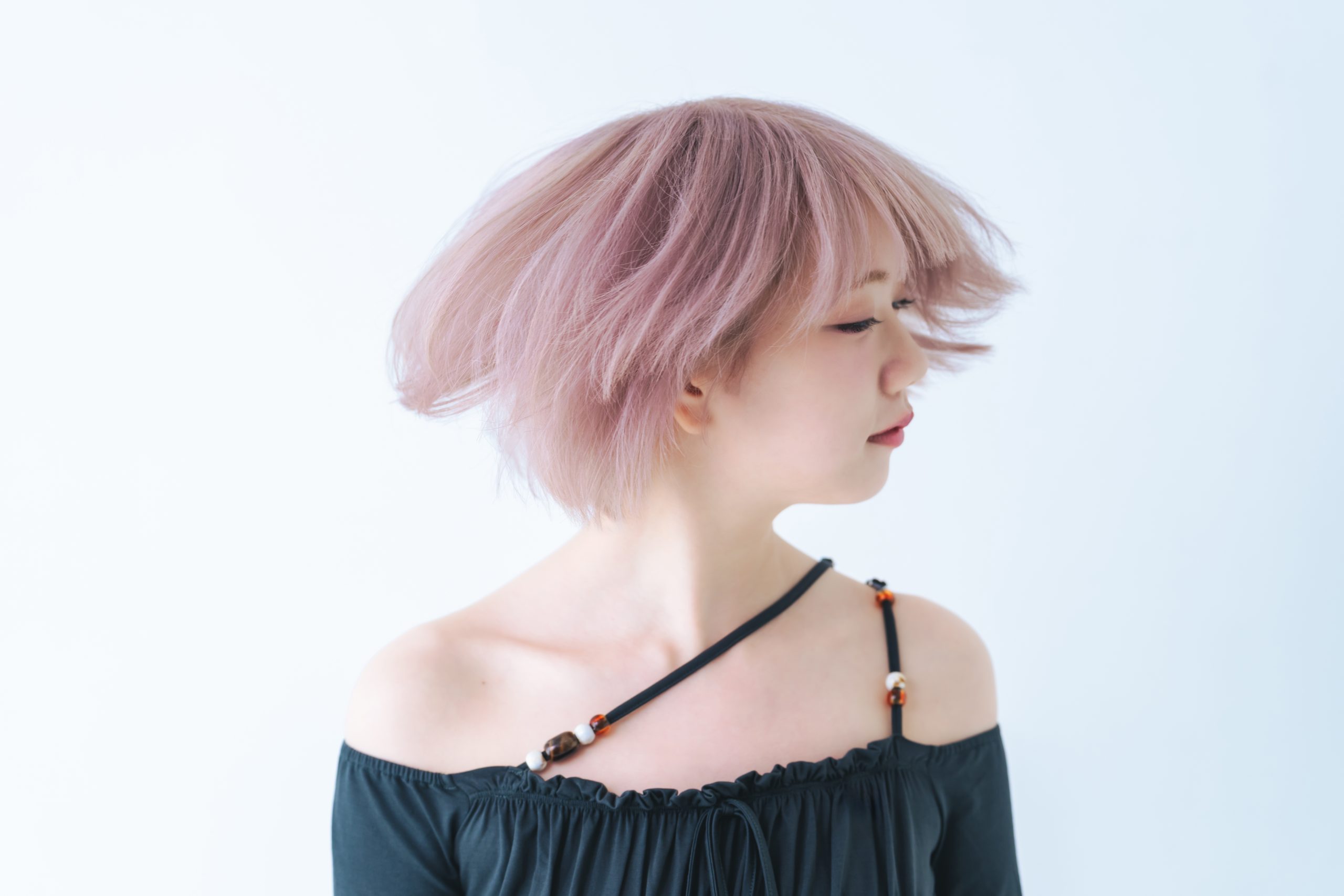 Why White Gyaru Became Popular in Modern Japan